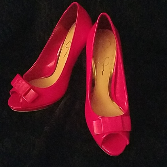 Jessica Simpson Cherry Red High Heels with a Bow - Picture 3 of 7